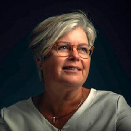 Regina Bouius Riemersma